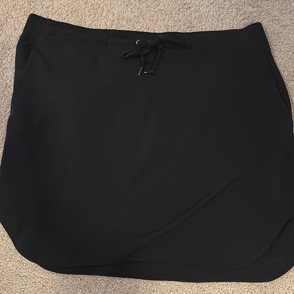Athleta Black Shirt with pockets